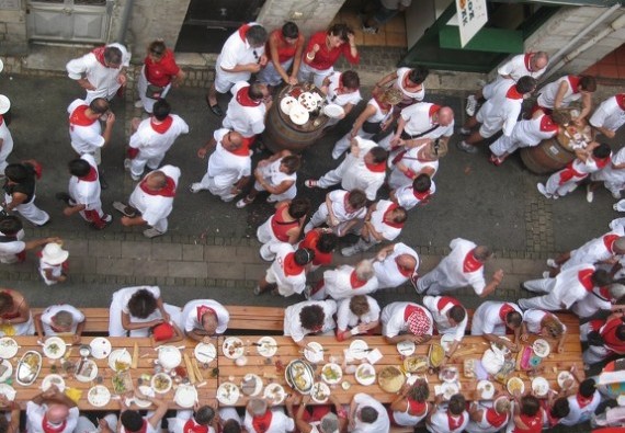 Un repas au coeur des Fêtes de Bayonne