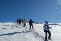 Balade en raquettes pour votre incentive dans les montagnes Basques